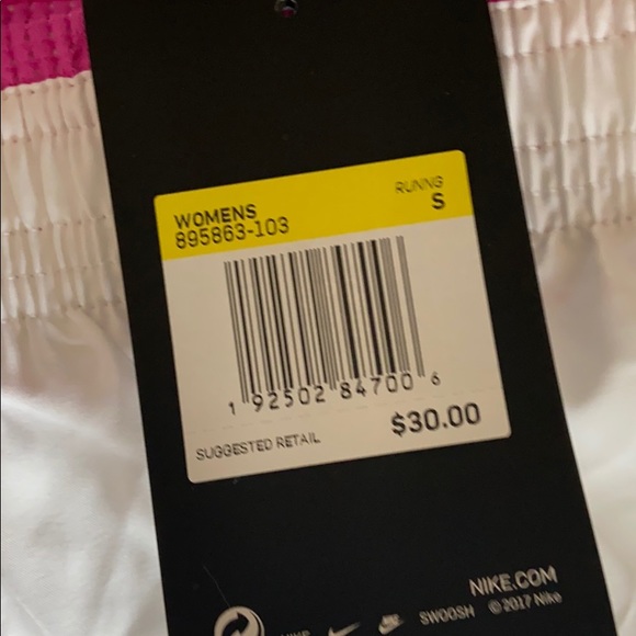 Nike running shorts - Picture 2 of 2